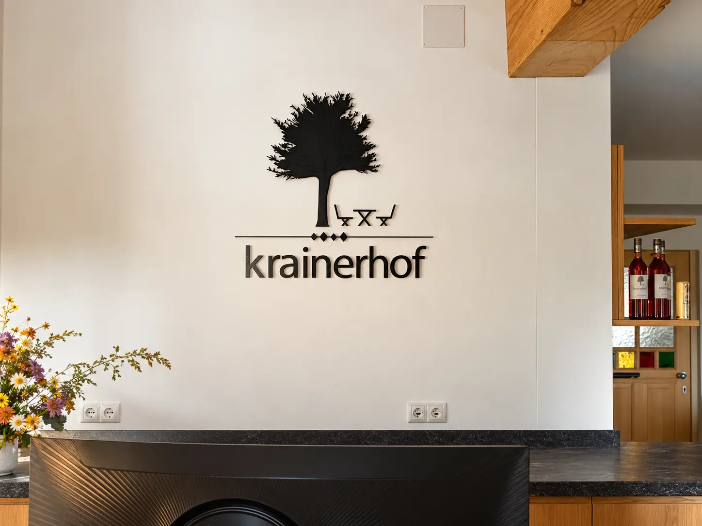 Individuelles Wandlogo für den Krainerhof